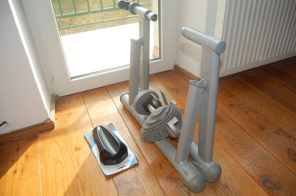 Trenażer ELITE Travel HYDROFORCE Plus