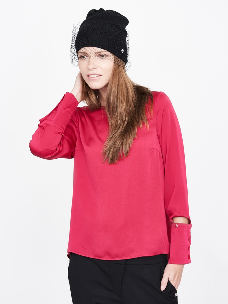 Stylowa czarna czapka z woalką Simple 