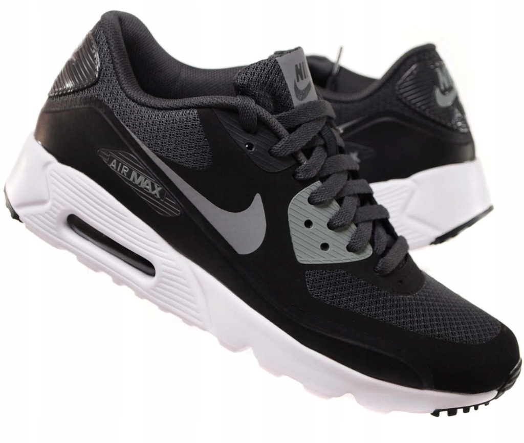 nike ultra essential 90