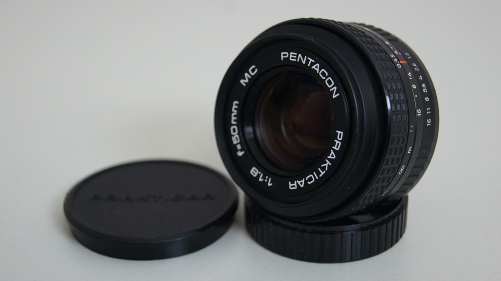 Obiektyw Pentacon Prakticar 50mm 1:1.8 MC