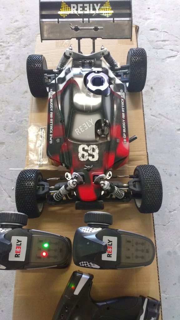 samochód spalinowy rc 1:8 reely 4x4