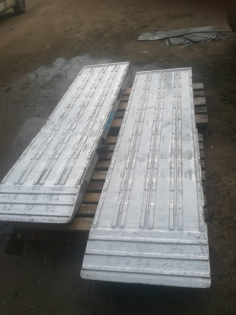 Najazdy aluminiowe 32 tonowe 240x60 cm 