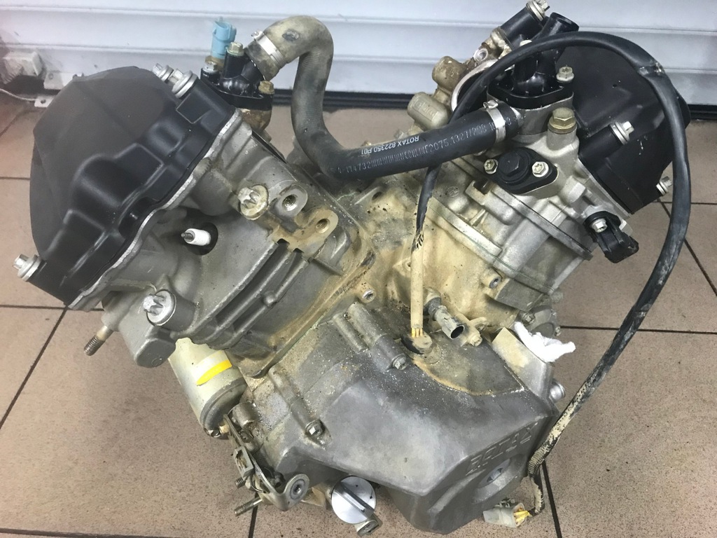 CAN AM OUTLANDER RENEGADE 800 SILNIK ENGINE