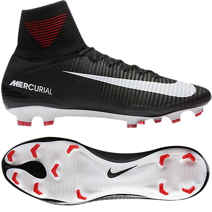 nike hypervenom 44