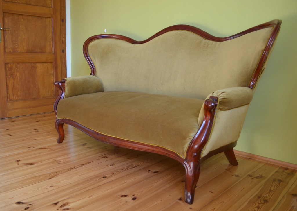 Sofa po renowacji, antyk