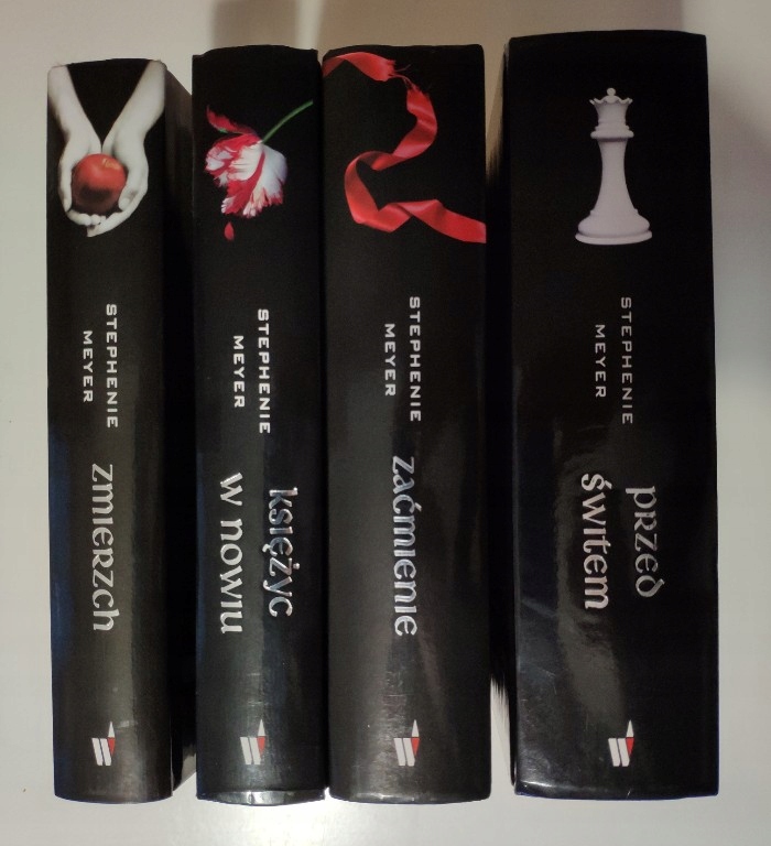 SAGA ZMIERZCH S.MEYER JAK NOWE O.TWARDA CAŁA SERIA