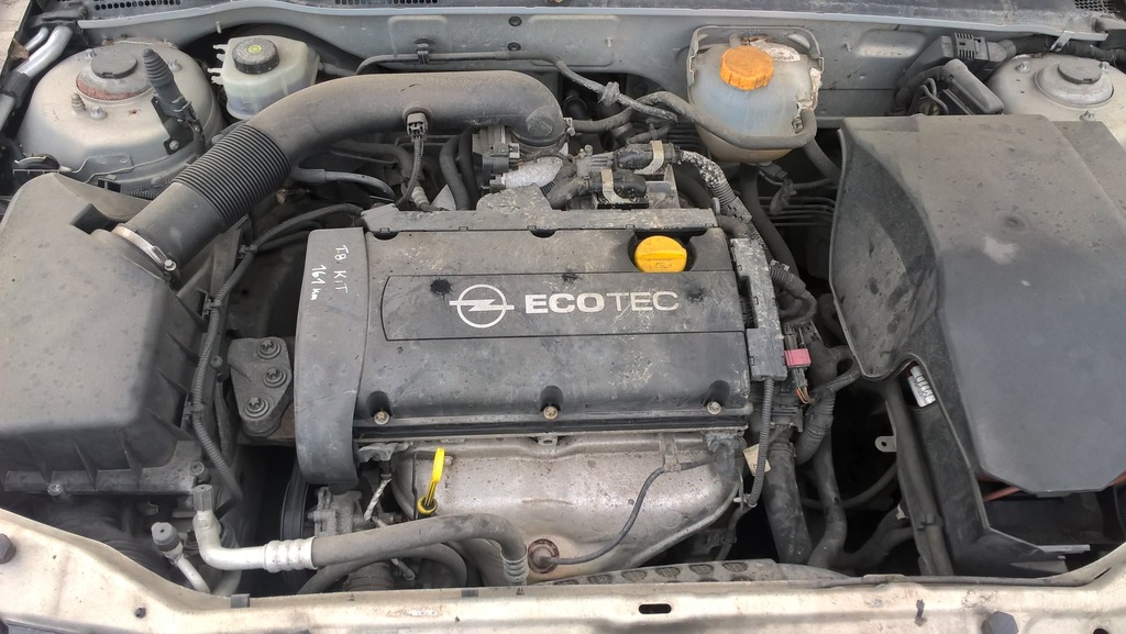 Opel VECTRA C lift, 1.6 16V Z16XEP ecotec silnik