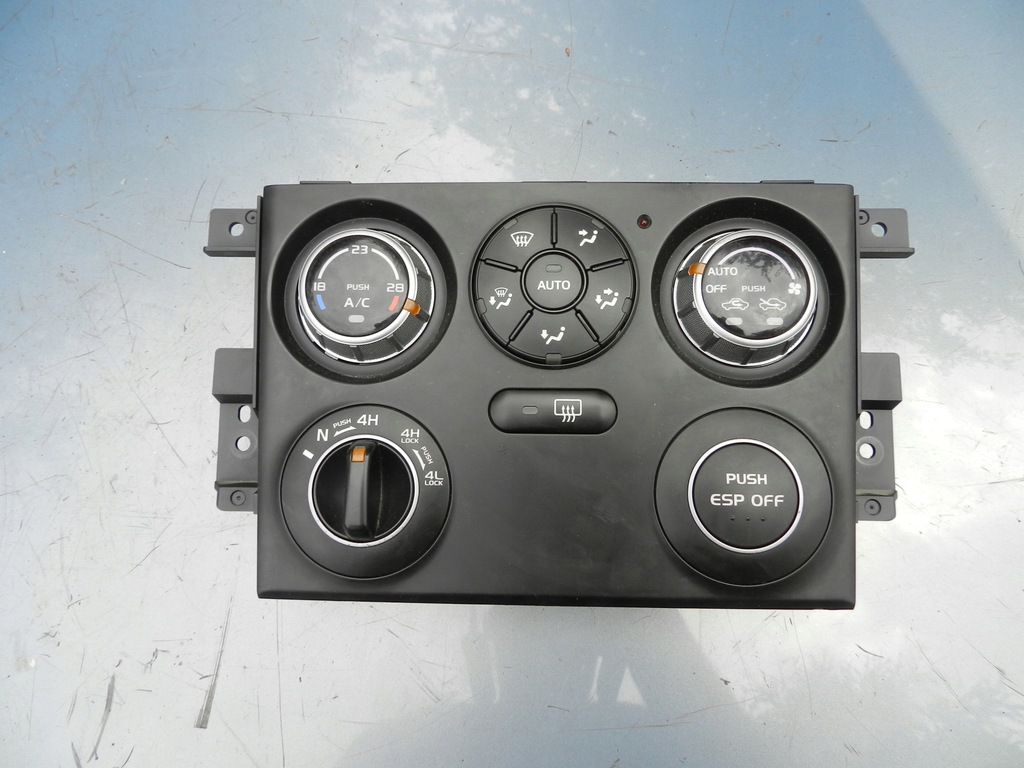 Przełącznik Napędów SUZUKI GRAND VITARA II 2.0B