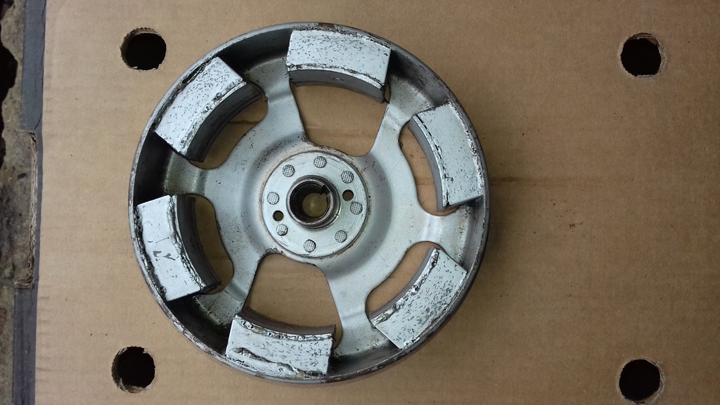 Koło magnesowe  jak nowe wsk 125 zmd prl