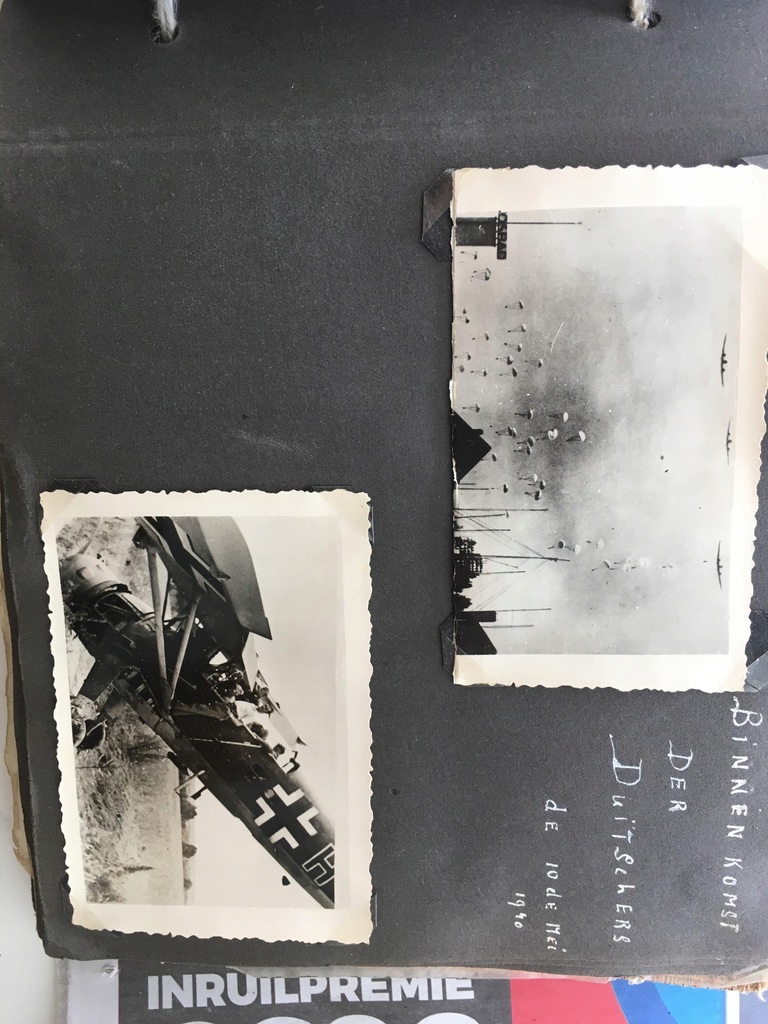 Dwa albumy ze zdjęciami z II Wojny Światowej 1940r