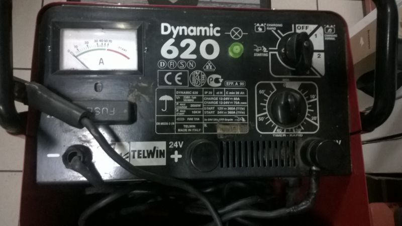 TELWIN DYNAMIC 620 PROSTOWNIK ROZRUCH 570A 12V/24