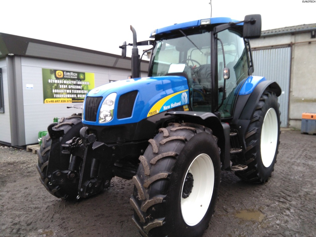 NEW HOLLAND TS 135A Tuz 2004 Amortyzacja Pnematyka