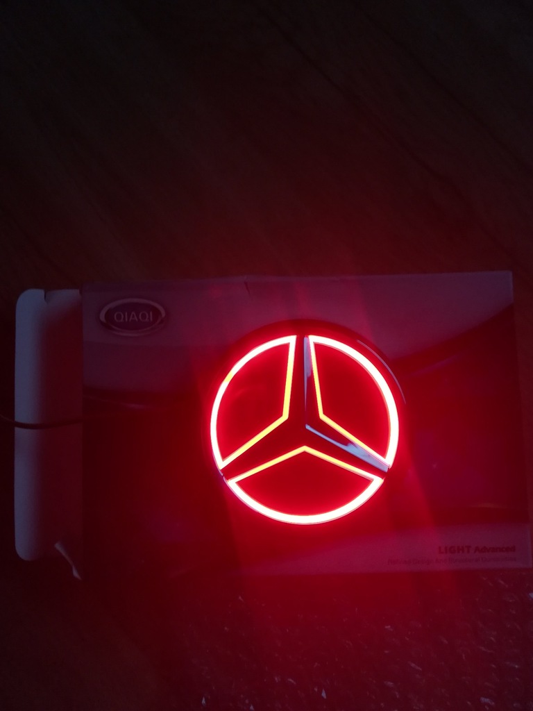 Znaczek logo Mercedes podświetlany led