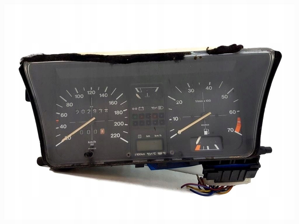 Licznik VW Golf MK1 155919033N 6160407003