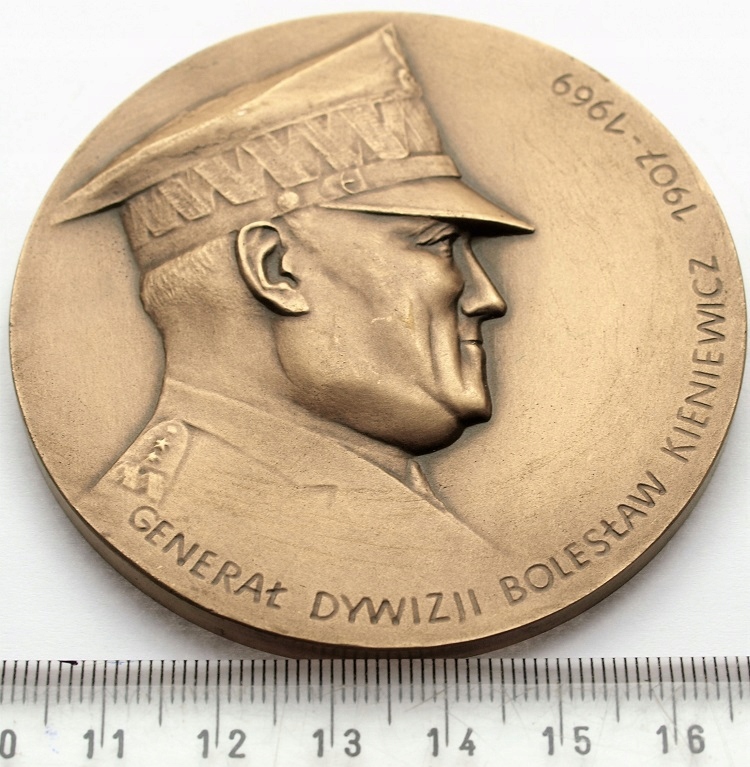 Medal Generał Bolesław Kieniewicz