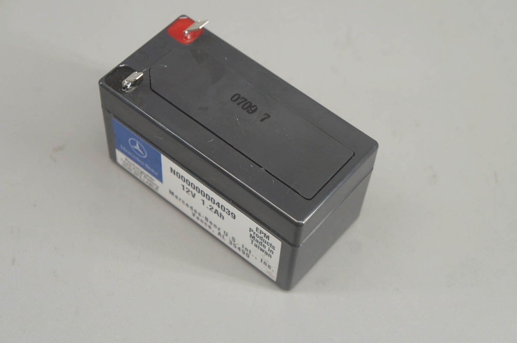 CR403 Mercedes W212 Dodatkowy Akumulator Mały
