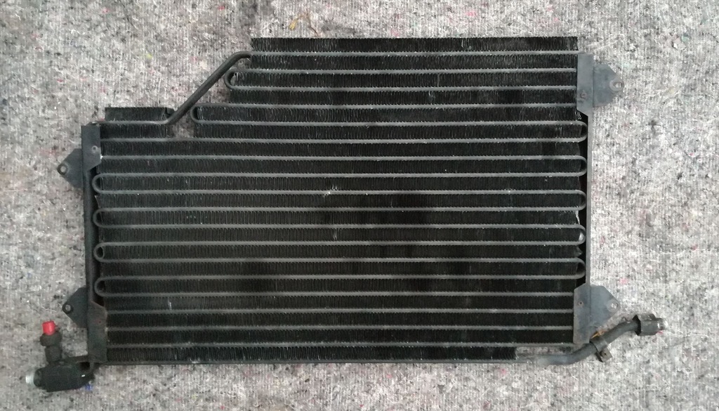 Chlodnica klimatyzacji Audi V8 D11 441260401