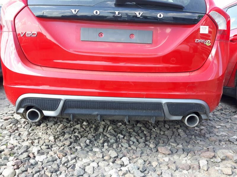 VOLVO S60 V60 10-13 DYFUZOR TYŁ TYLNY SPOJLER