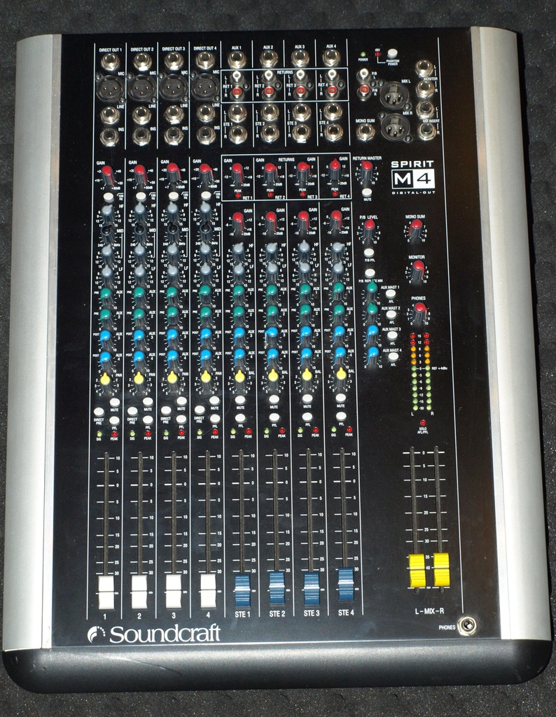  Soundcraft Spirit M4 - mikser SOUNDCRAFT