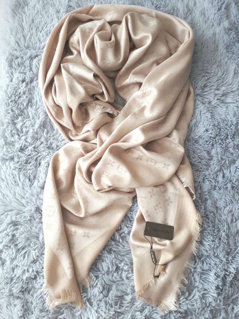Chusta LOUIS VUITTON  - Light beige
