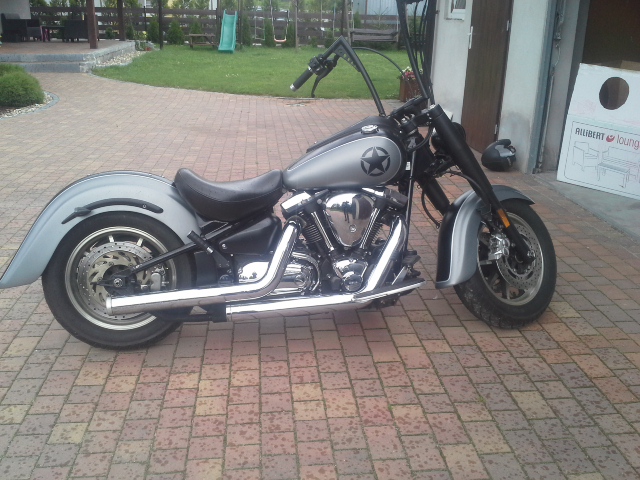 yamaha road star 1700 bobber