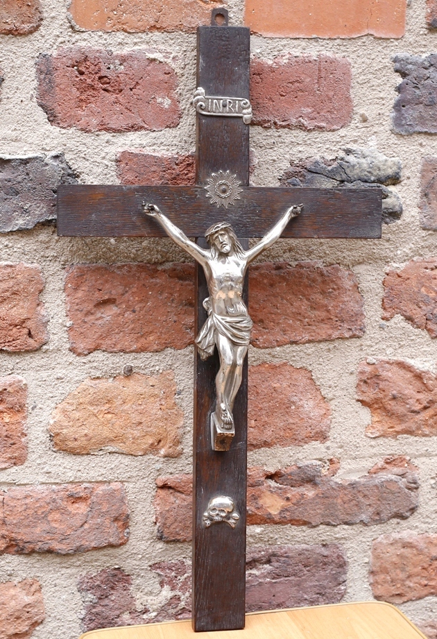 Duży Krzyż wiszący krucyfiks z czaszką XIXw ZOBACZ
