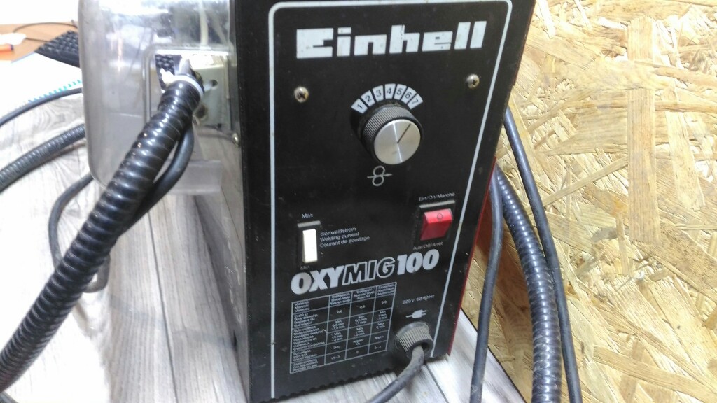 Spawarka Migomat Einhell  OXYMIG100 MIG-MAG