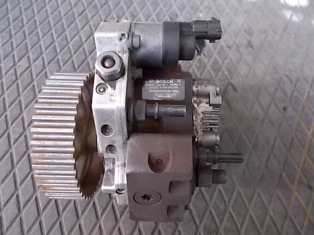 Pompa wtryskowa Opel Vivaro 1.9 DTI 0445010075