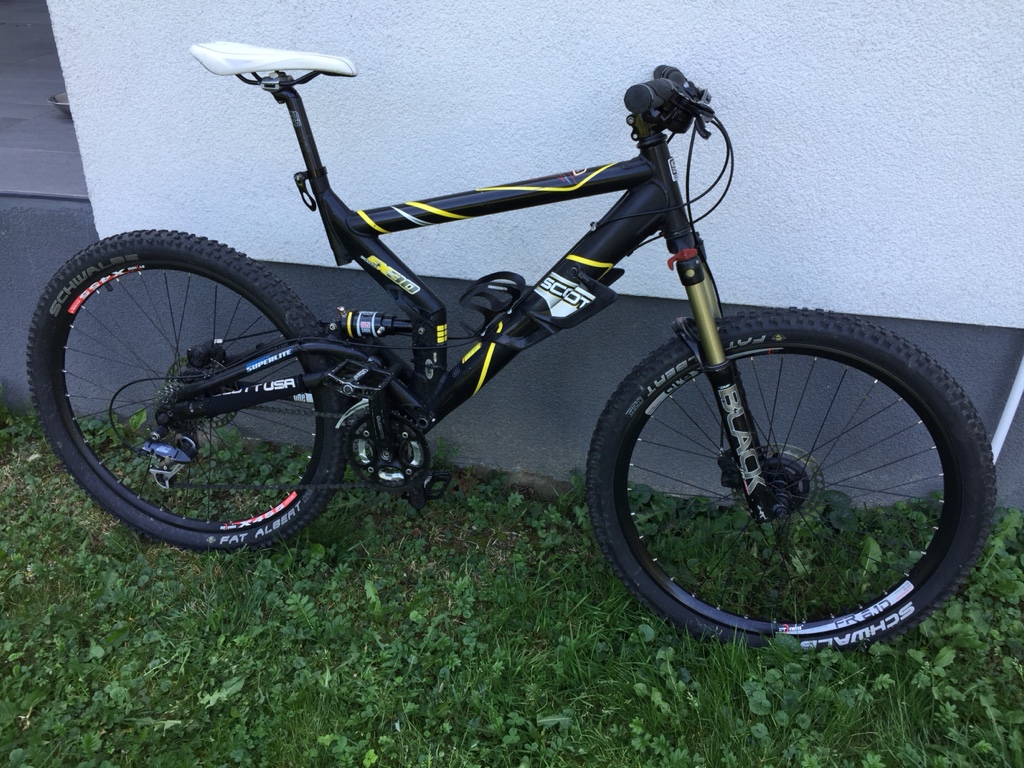 Scott fx30 mountain store bike