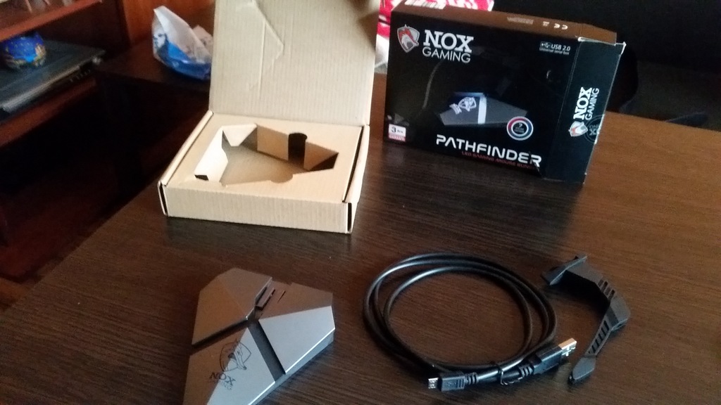 Czytnik kart pamięci-rozgałęźnik USB NOX Gaming