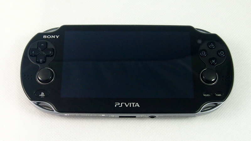 PS VITA PCH-1104 3G + WIFI + KARTA 8GB