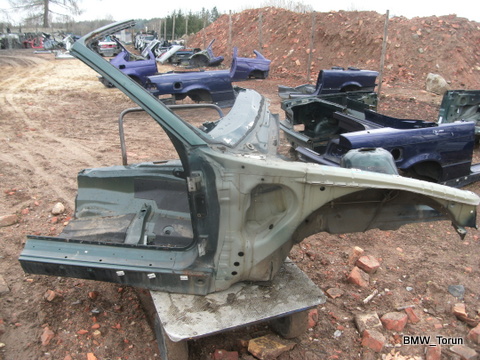 ĆWIARTKA PRZÓD PRAWA BMW E36 CABRIO F-VAT