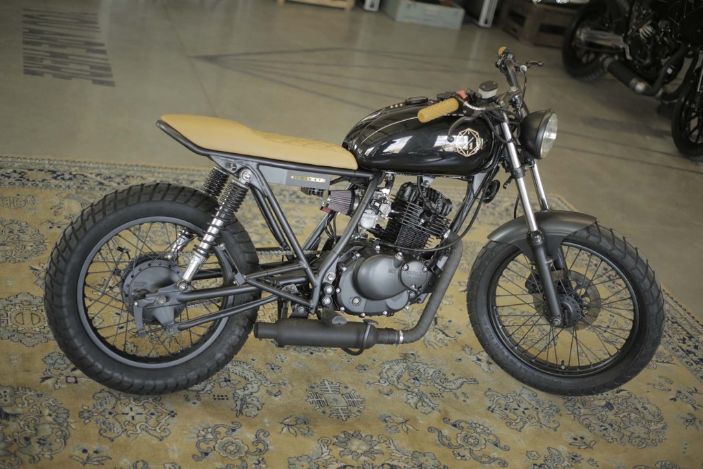gs 125 scrambler