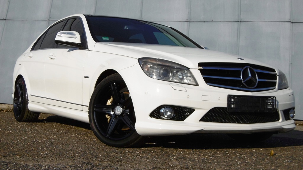 Mercedes-Benz C320 3lata gwarancji bez limitu km!