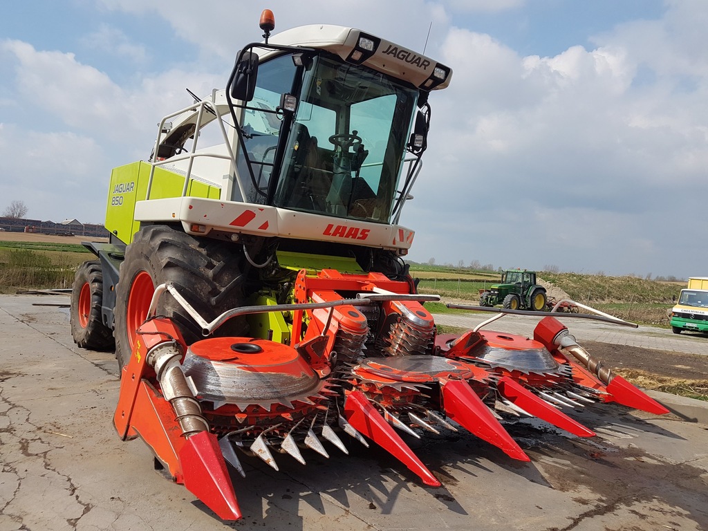Claas Jaguar sieczkarnia 850 + Kemper