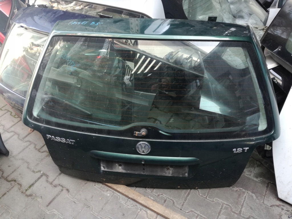 VW PASSAT B5 KOMBI KLAPA BAGAŻNIKA ZIELONA RADOM