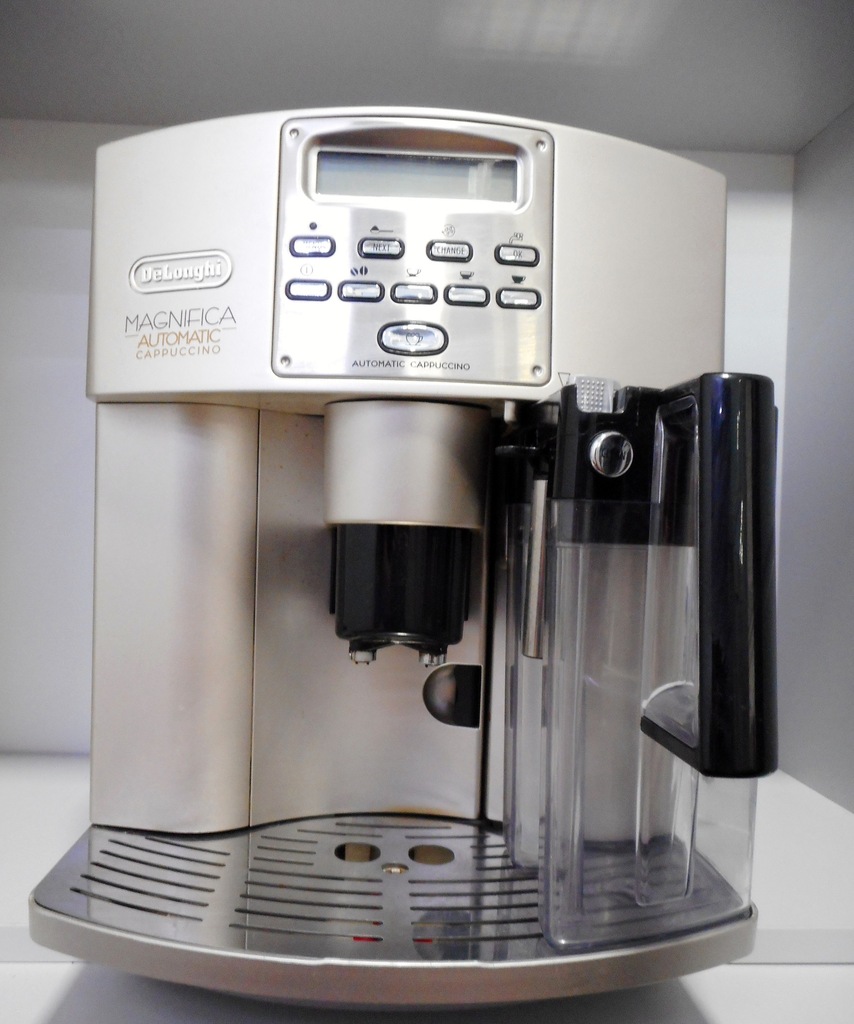 DELONGHI MAGNIFICA AUTOMATIC CAPPUCCINO 7347072695 oficjalne