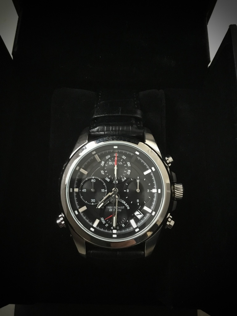 Bulova precisionist clearance 96b259