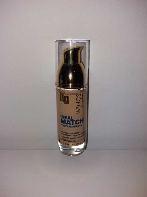 Podkład Ideal Match AA Wings of color Rossmann