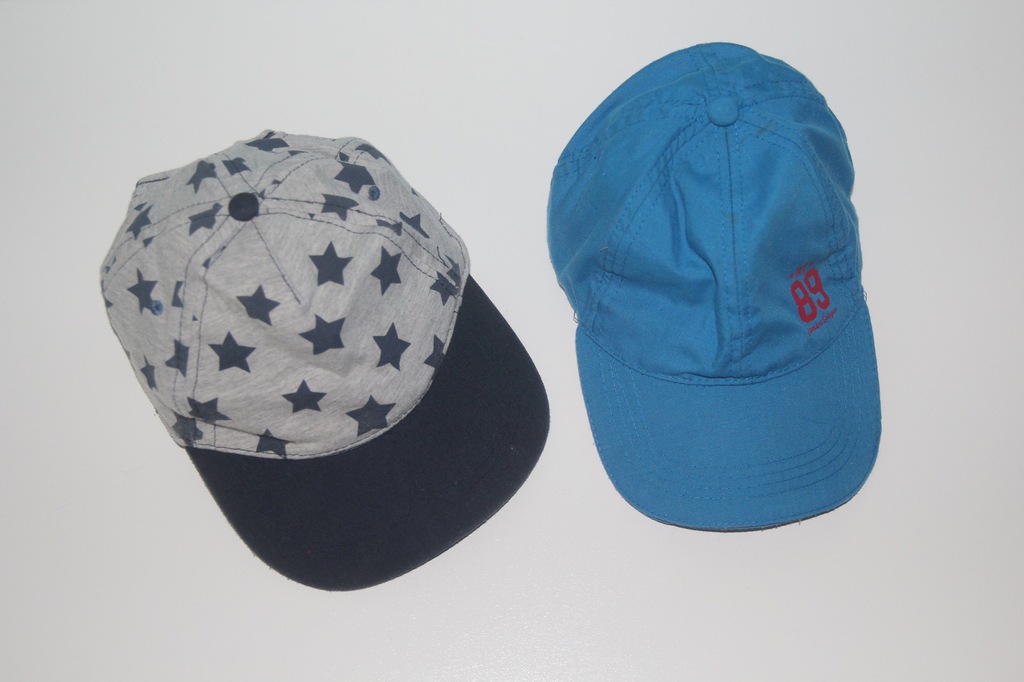 b004 2 czapki dla chłopca 3-4 lata