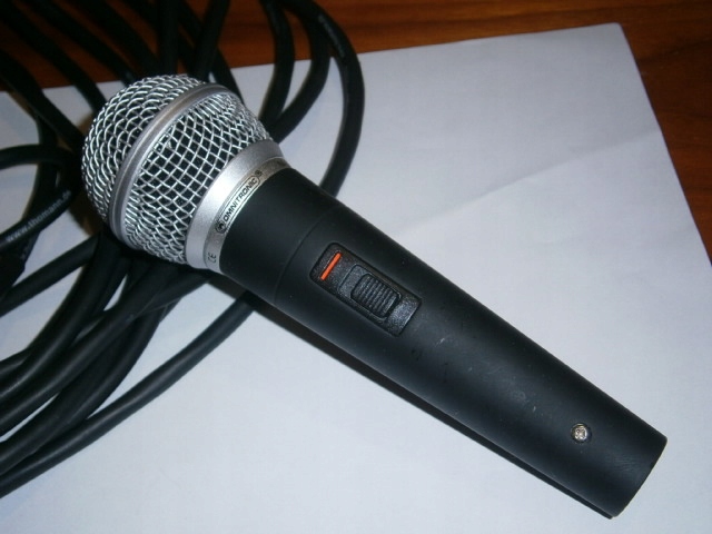 OMNITRONIC M-60 DYNAMIC STUDIO MICROPHONE + KABEL