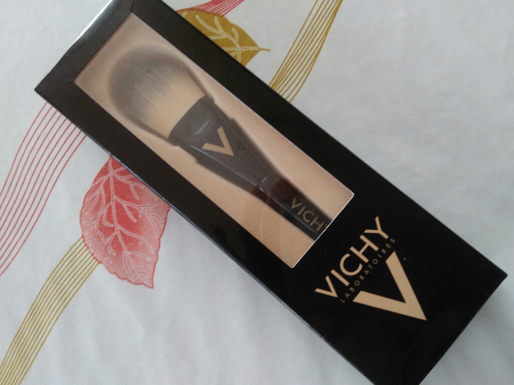 Vichy pędzelek do pudru naturalne włosie pędzel