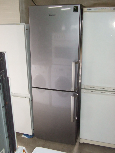 Lodówko zamrażarka SAMSUNG NoFrost srebrna 178 cm.