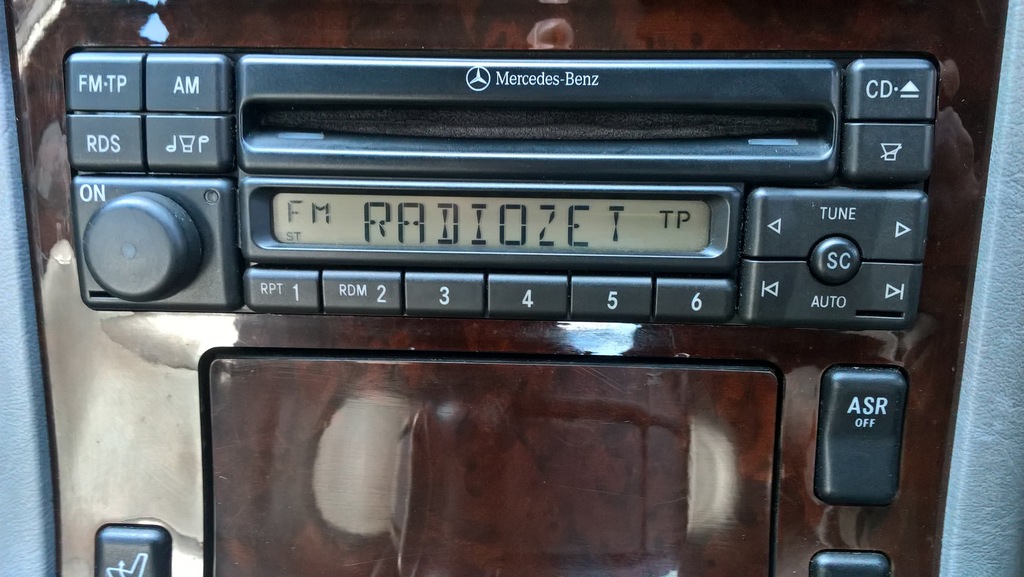 RADIO MERCEDES SPECIAL CD MF2297 ALPINE BECKER 124