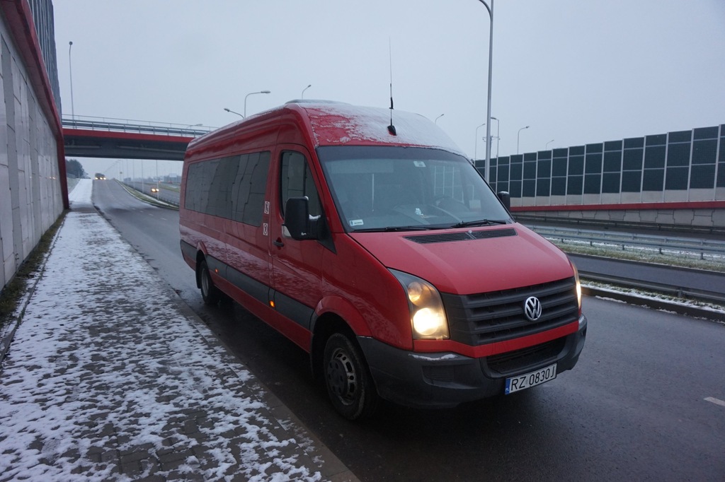 VW CRAFTER * AUTOBUS * 20 OSÓB*