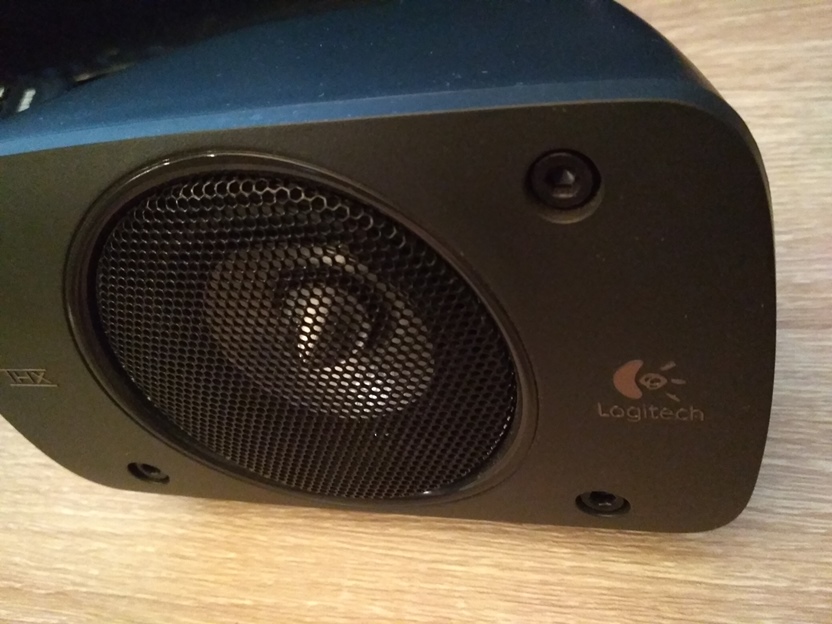 Logitech Z906 GŁOŚNIKI satelitki satelita  67W