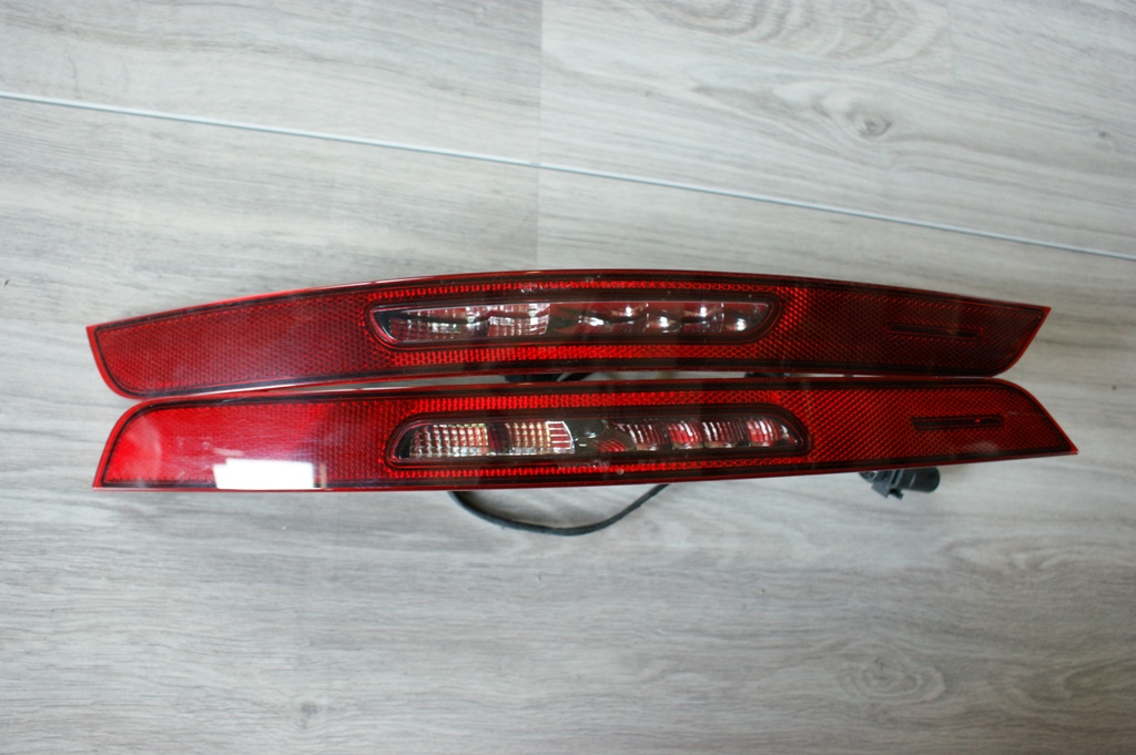 PORSCHE MACAN LAMPA LEWA TYŁ ZDERZAK 95B945725J