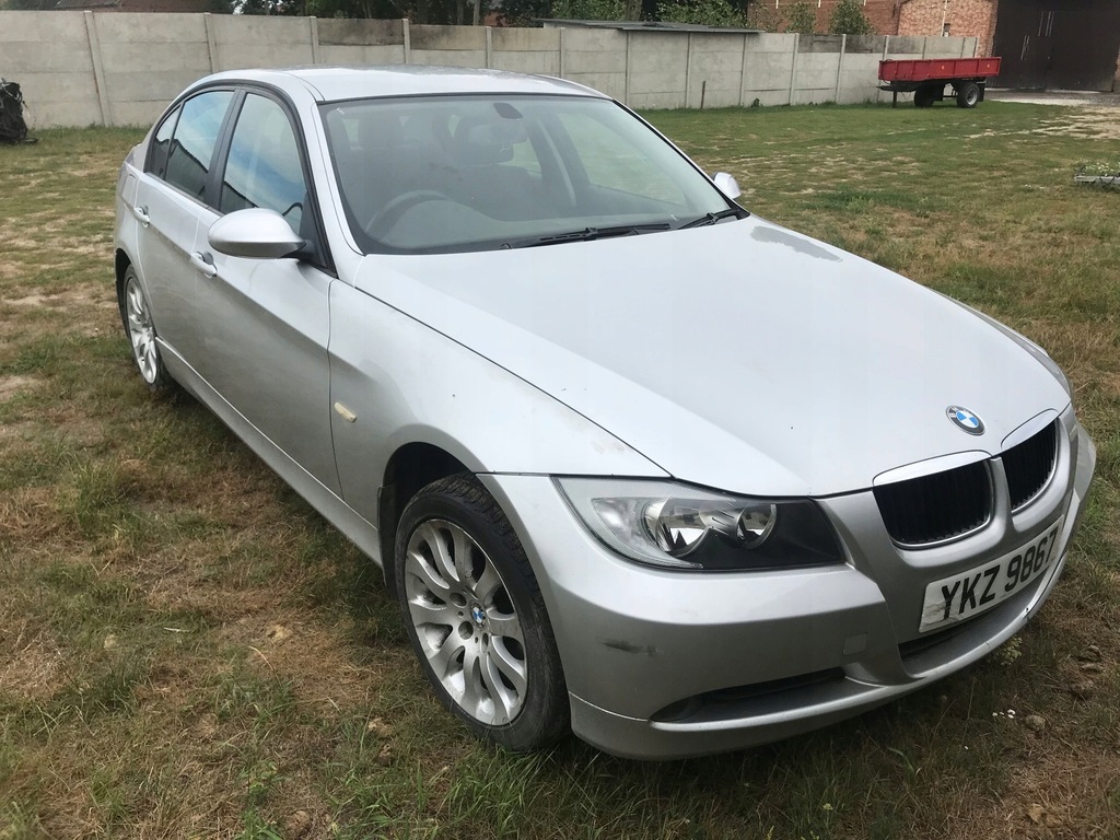 BMW E90 ANGLIK NA CZESCI BEZ SILNIKA I SKRZYNI