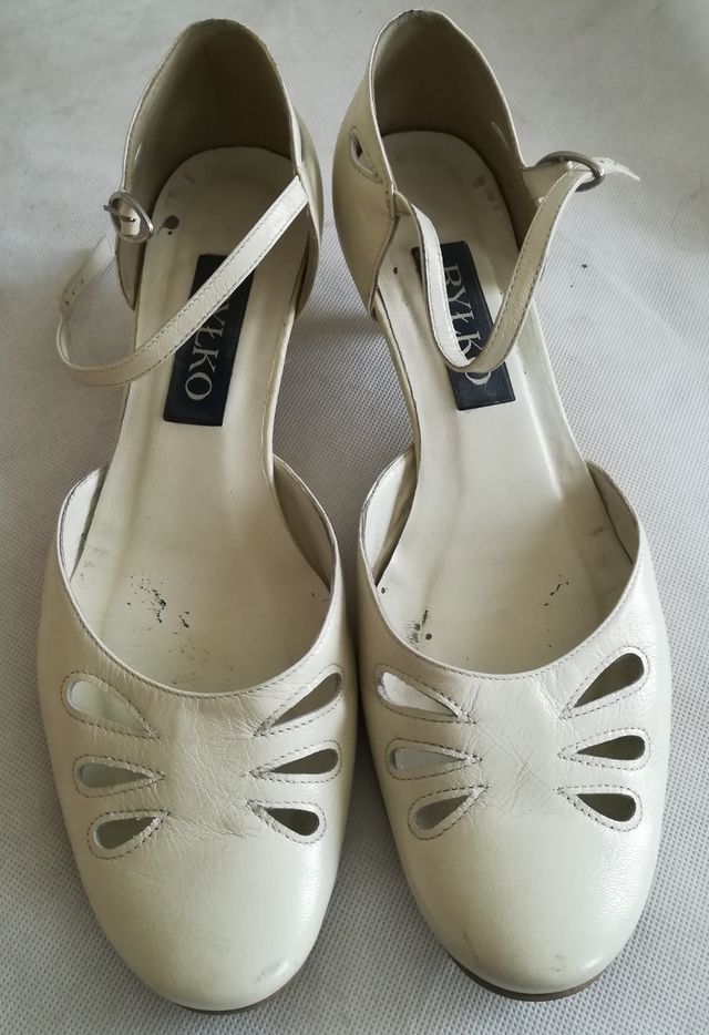 Czółenka RYŁKO 39 białe sandały buty damskie