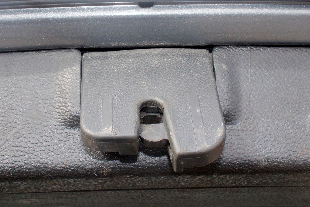 Zamek klapy bagażnika VW Passat B6 2006 Kombi